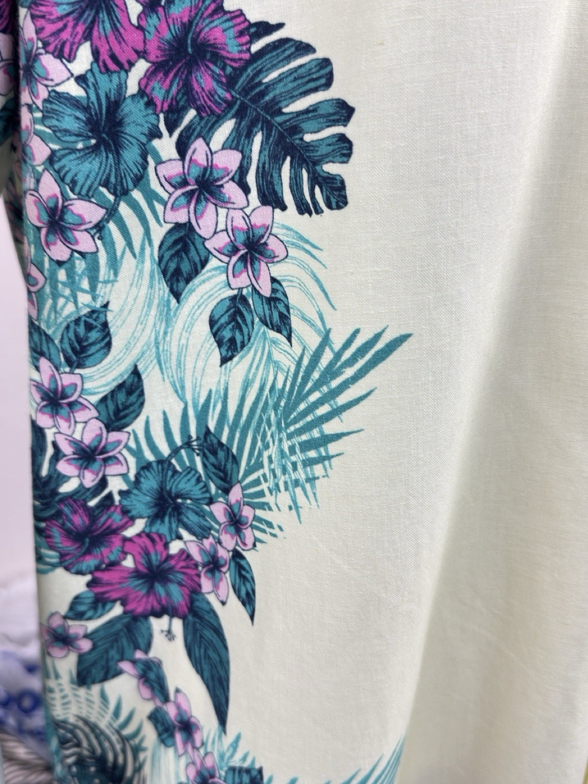 Margaritaville Island Reserve Mens XL Hawaiian Shirt Linen Blend Parrot Graphic